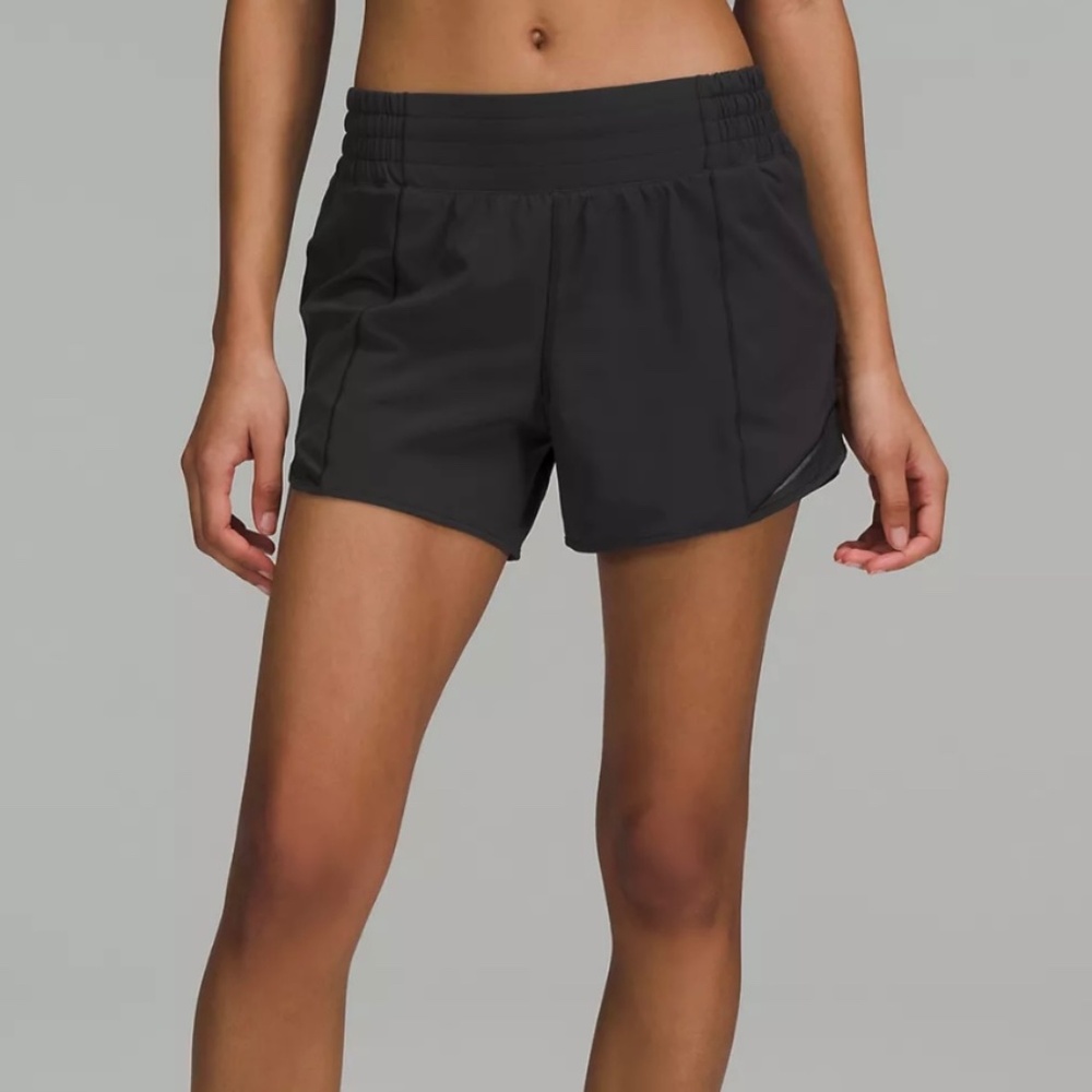 Lululemon Hotty Hot High Rise Short 4” Black Size 8